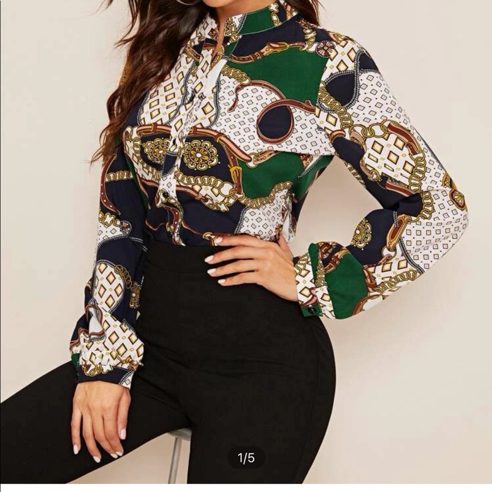 Geo and Chain print button front top from SHEIN